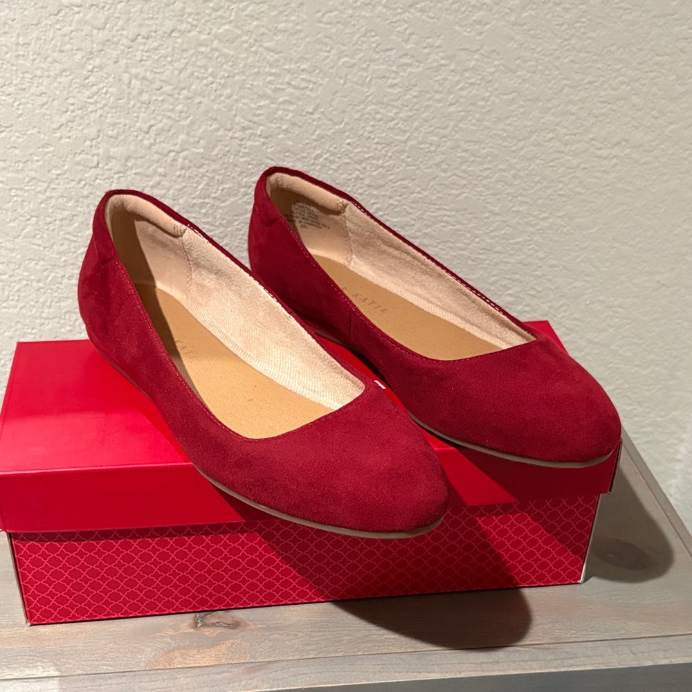 Kelly & Katie Red Suede Flats